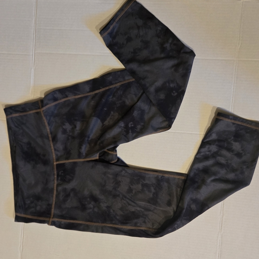 Athleta Elation High Rise Leggings Green Black Tie Dye Marble Cropped